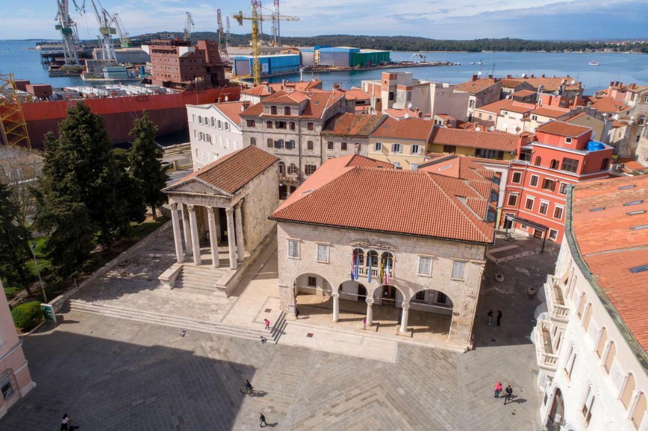 Piazza Foro With Free Parking Pula Exterior foto