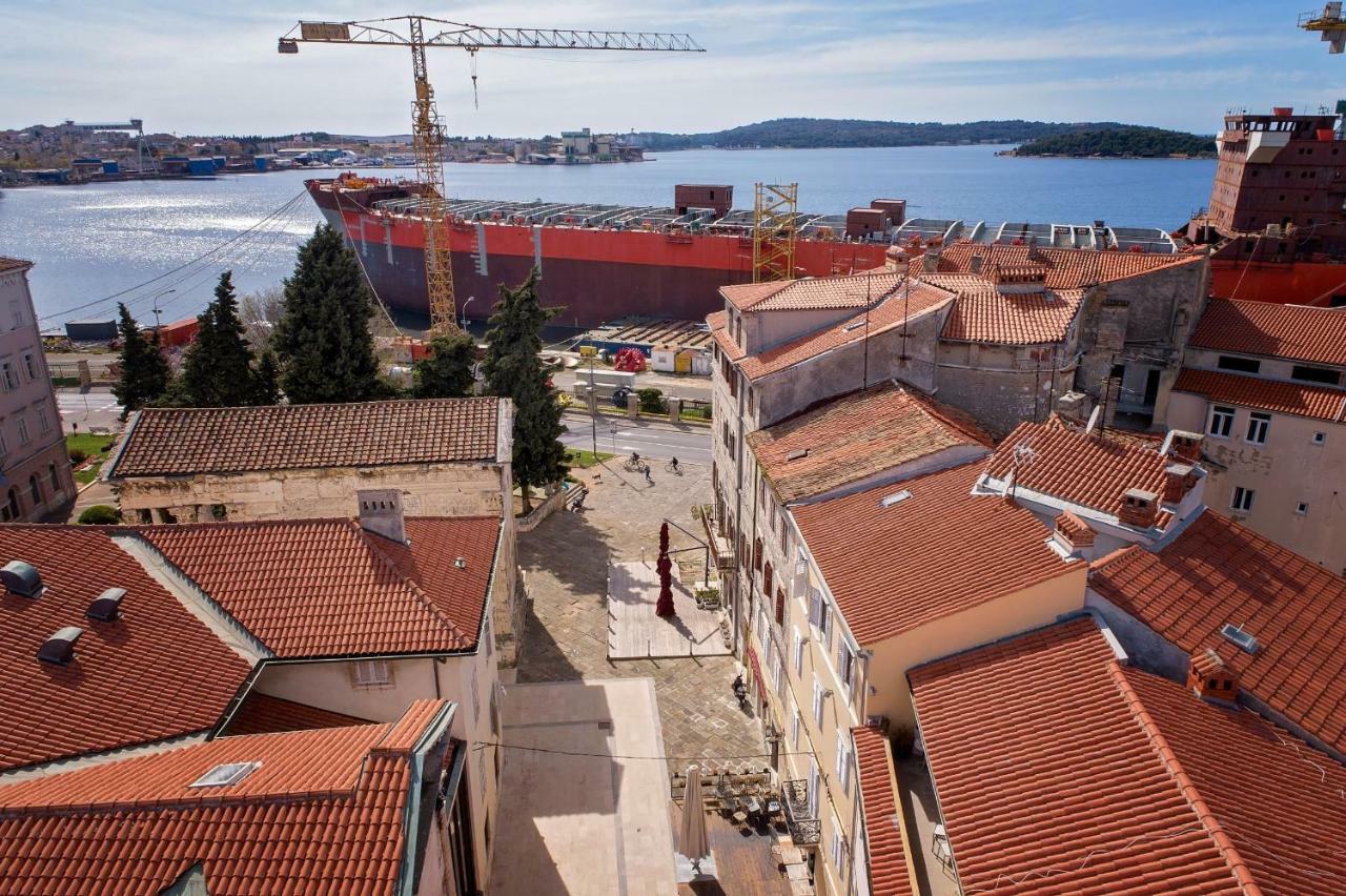 Piazza Foro With Free Parking Pula Exterior foto